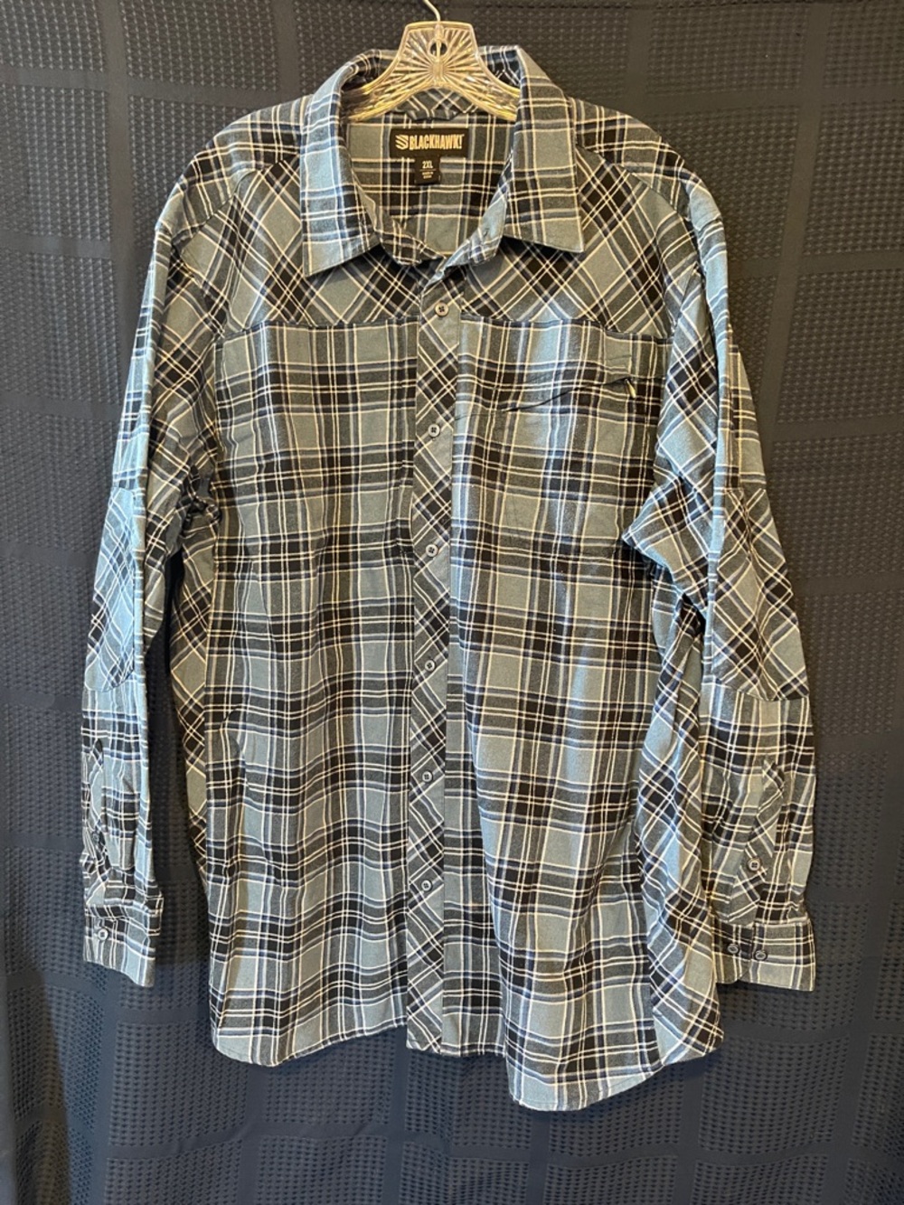 Slackranch Men's Black & Gray Plaid Button-Down Shirt